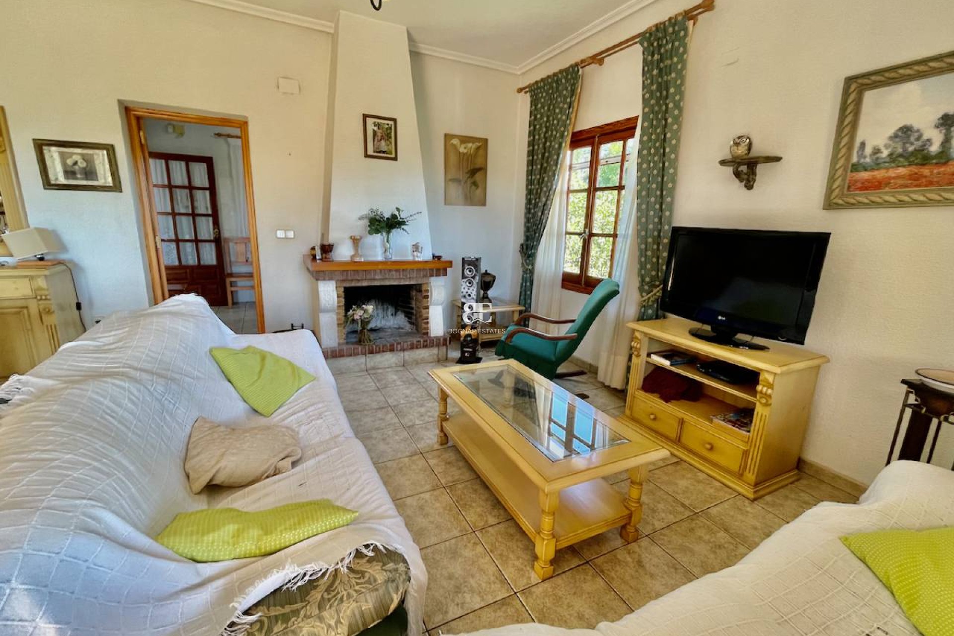 Resale - Country House -
Daya Nueva