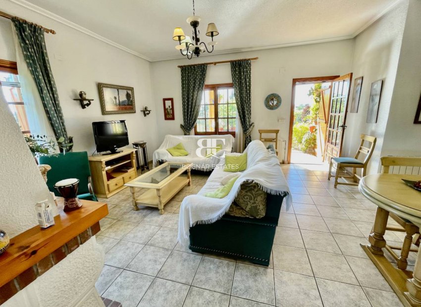 Resale - Country House -
Daya Nueva