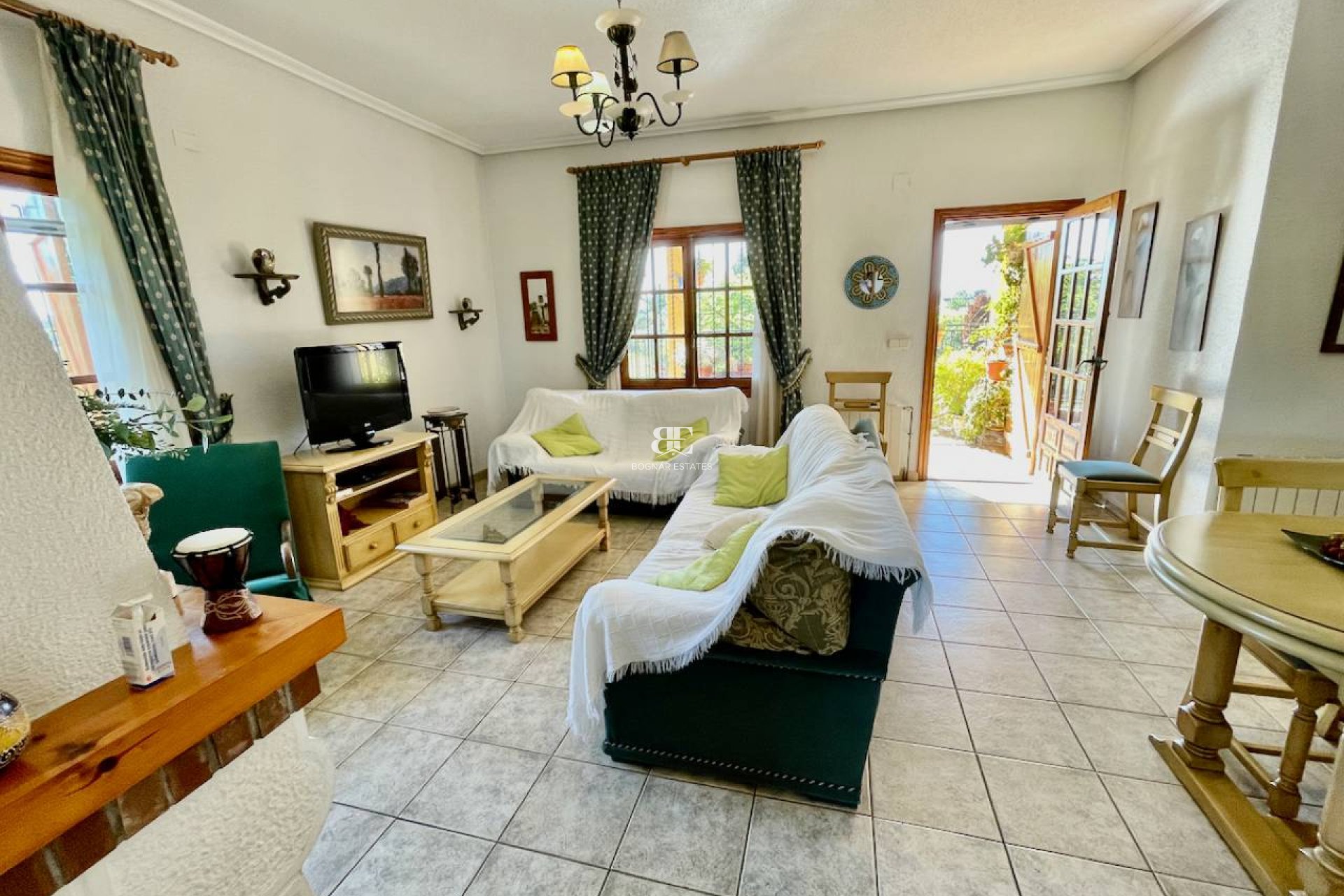 Resale - Country House -
Daya Nueva