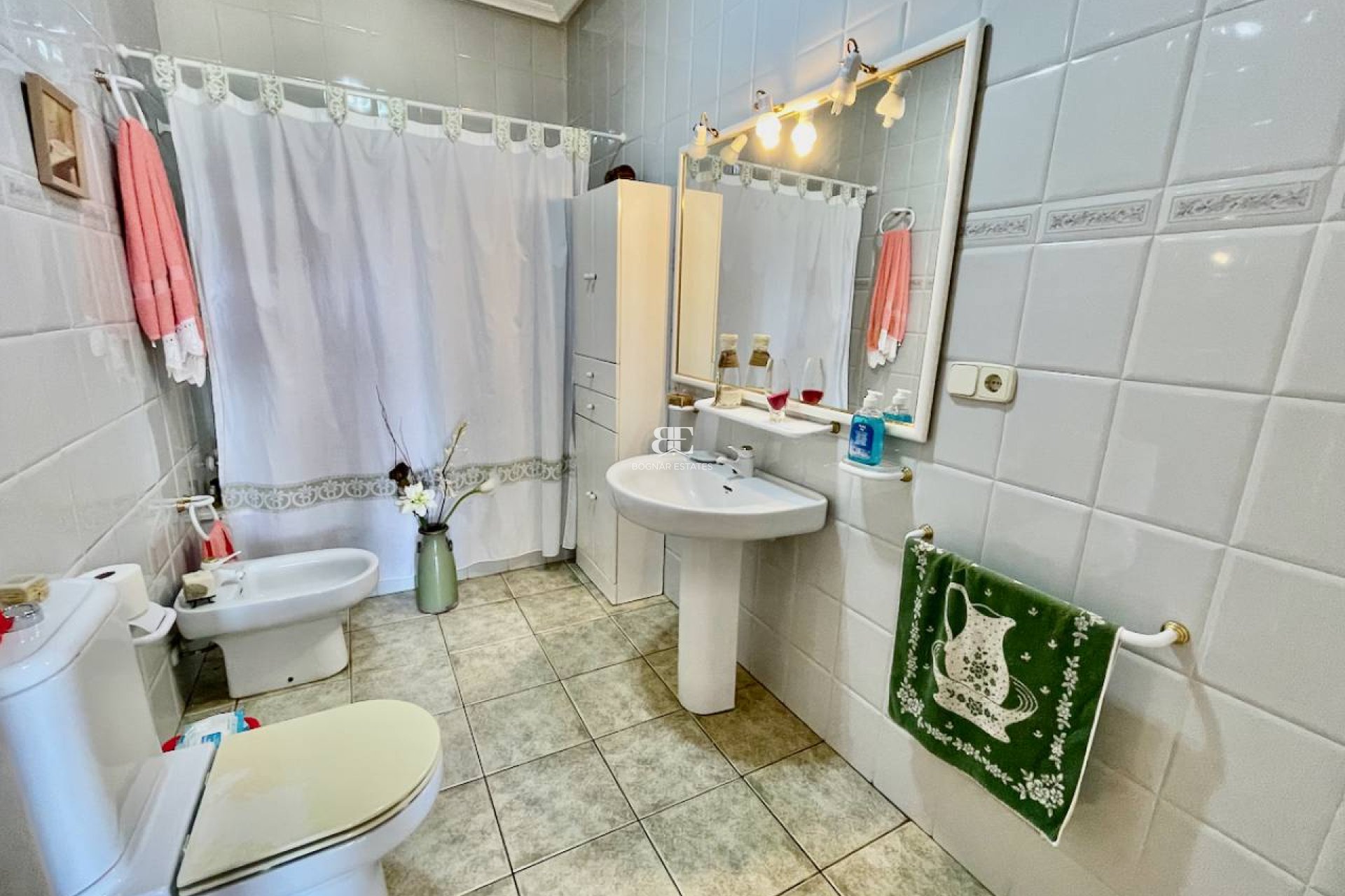 Resale - Country House -
Daya Nueva