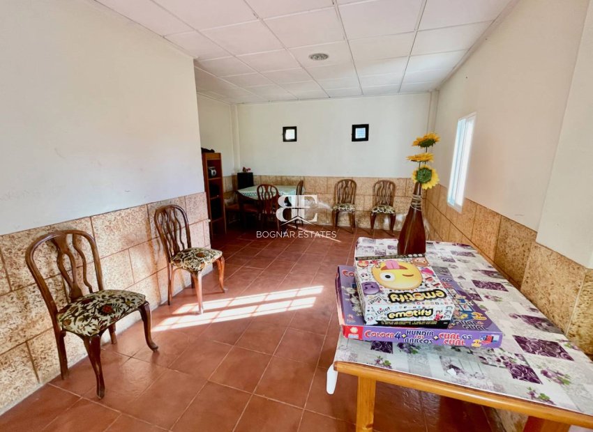 Resale - Country House -
Daya Nueva