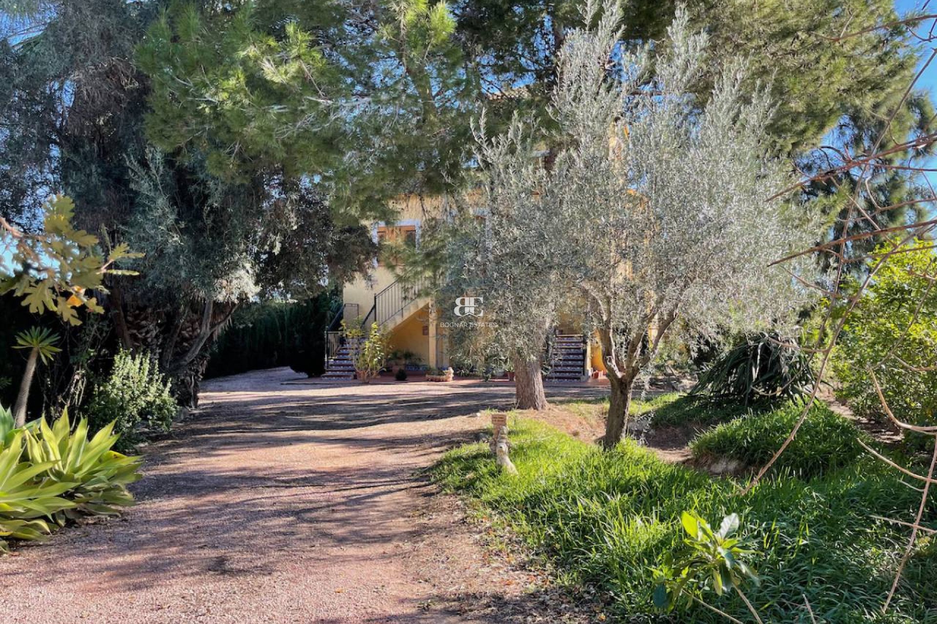 Resale - Country House -
Daya Nueva