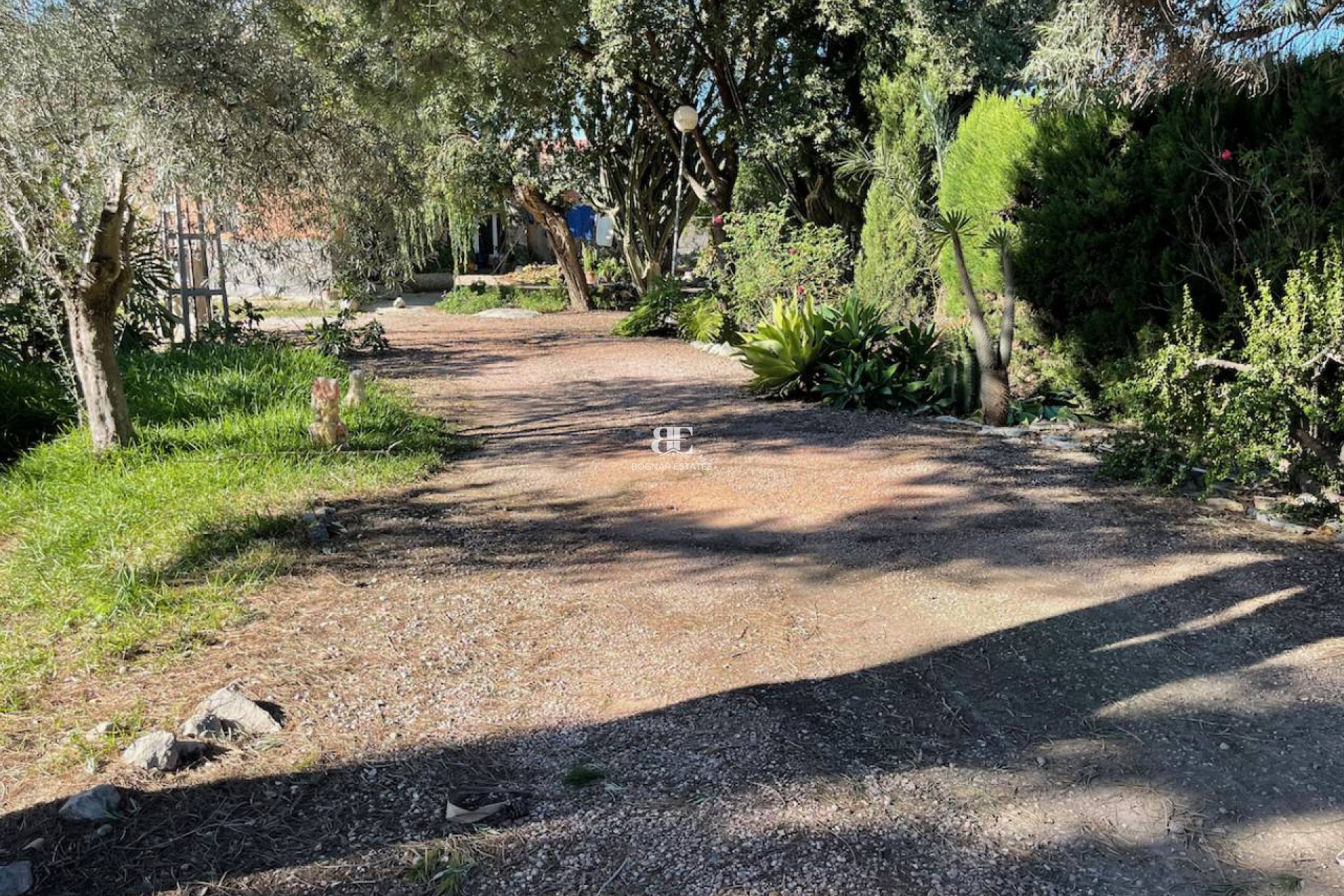 Resale - Country House -
Daya Nueva