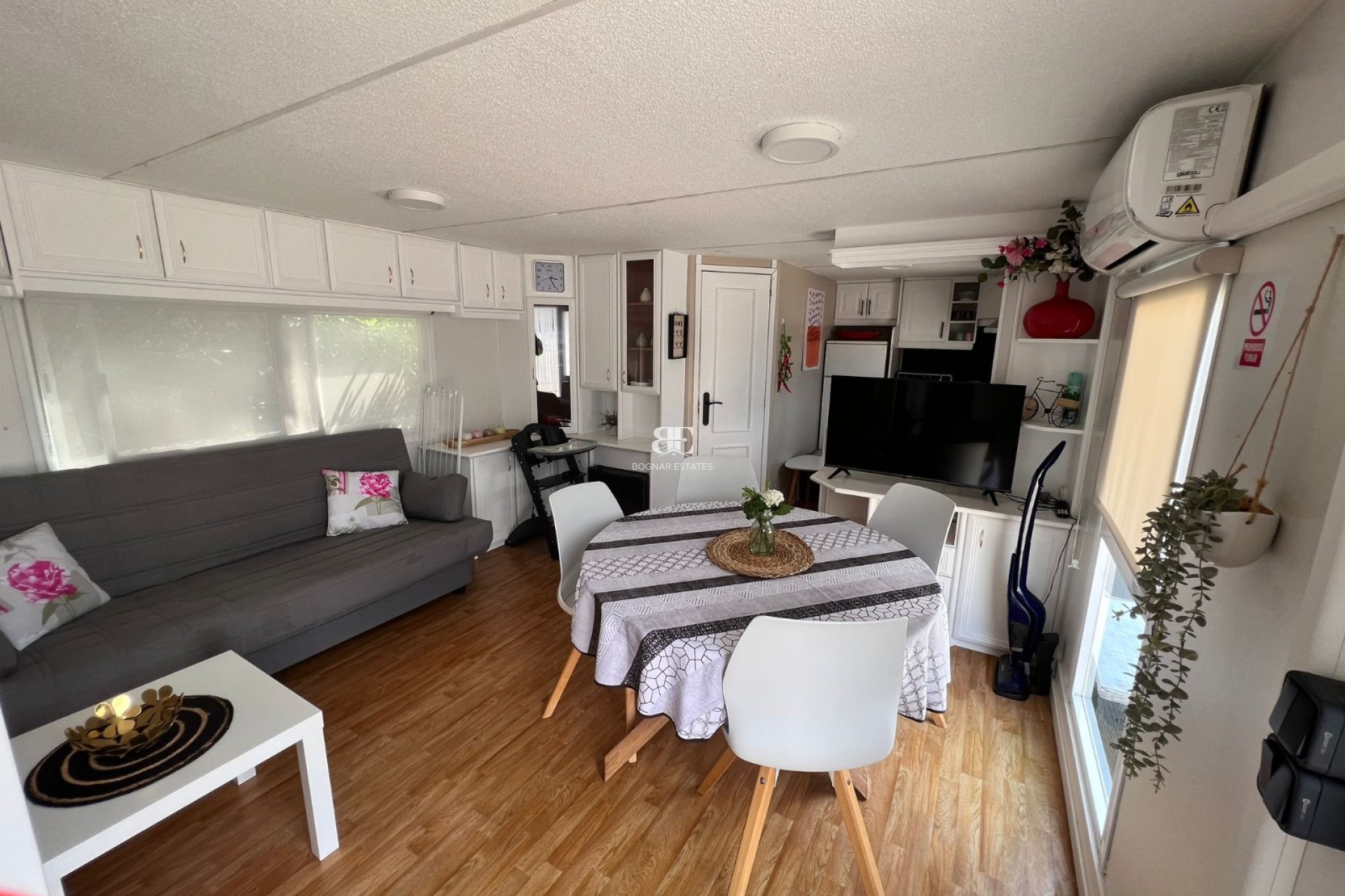 Resale - Country House -
Elche - La Marina