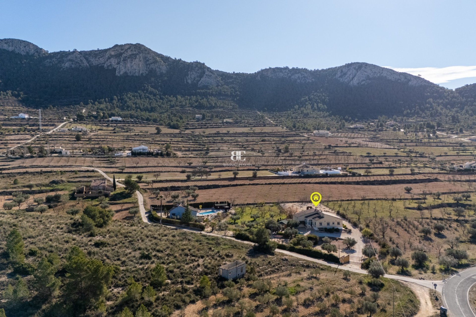 Resale - Country House -
La Zarza