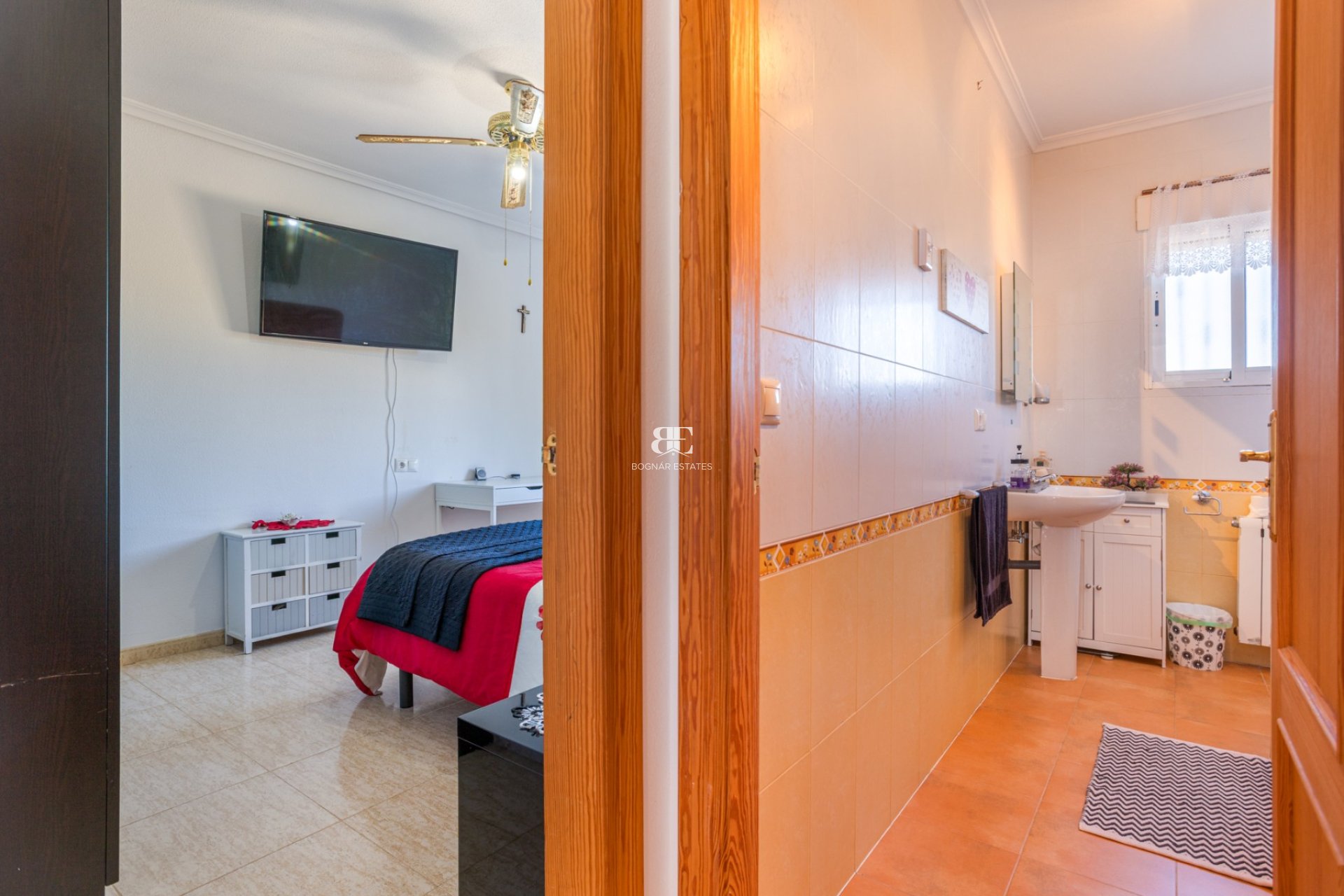 Resale - Country House -
La Zarza