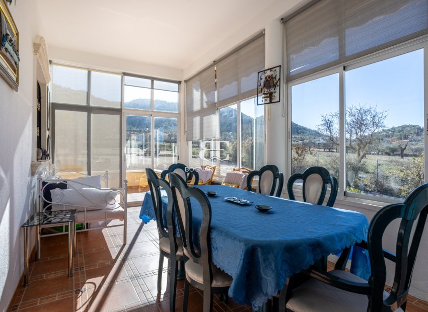 Resale - Country House -
La Zarza