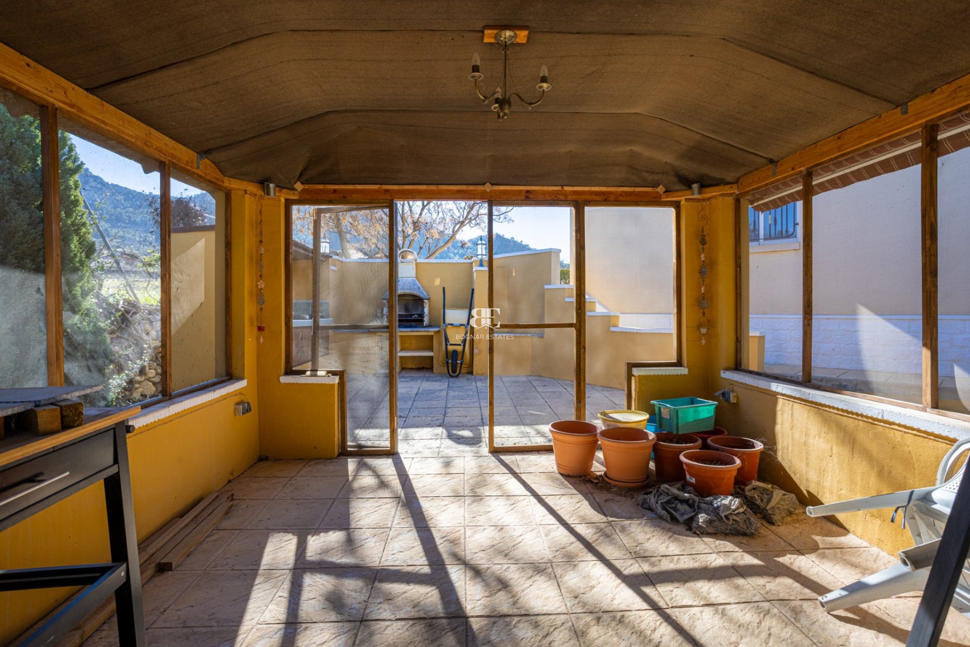 Resale - Country House -
La Zarza