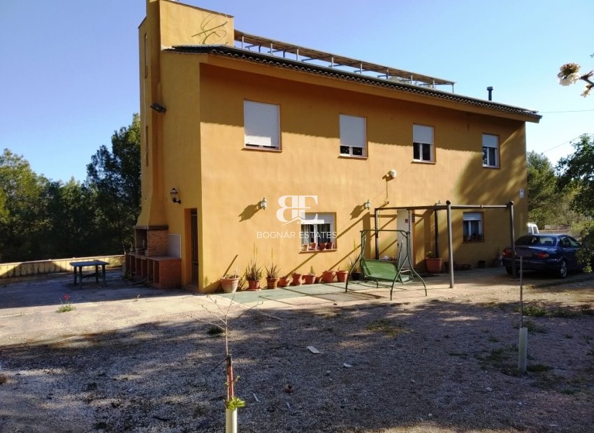 Resale - Country House -
Ontinyent