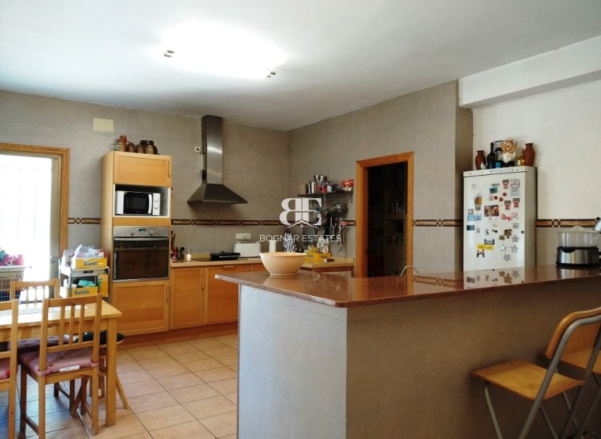 Resale - Country House -
Ontinyent