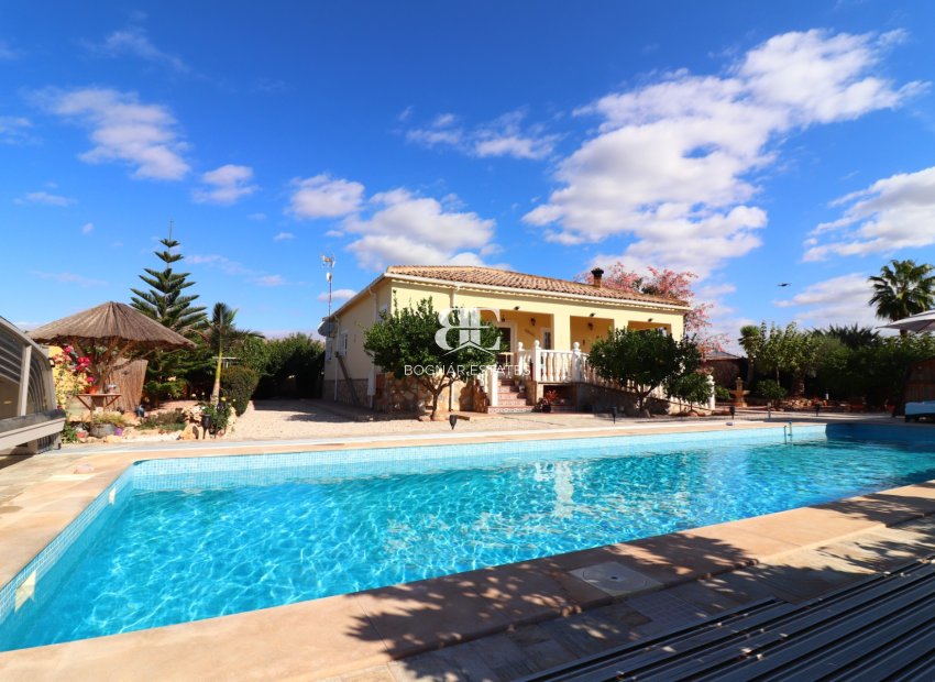 Resale - Country House -
Orihuela - La Campaneta