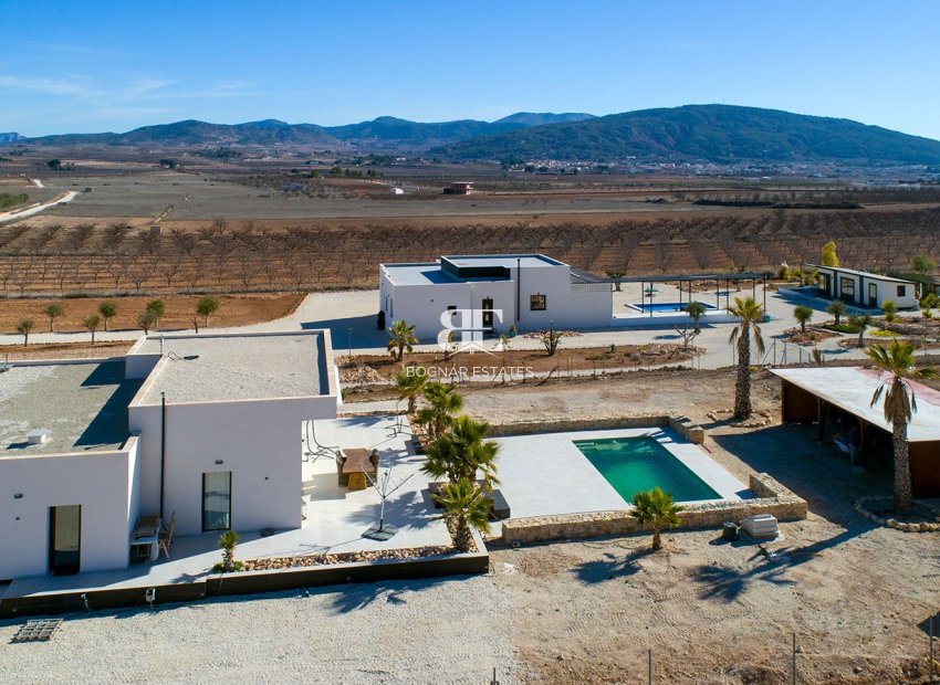 Resale - Country House -
Pinoso - Campo