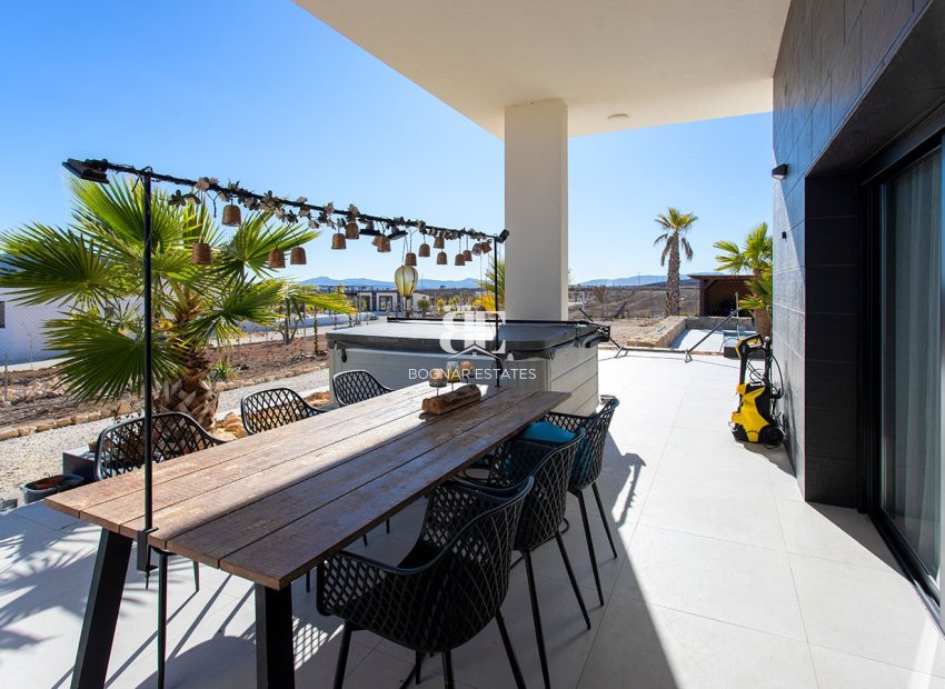 Resale - Country House -
Pinoso - Campo