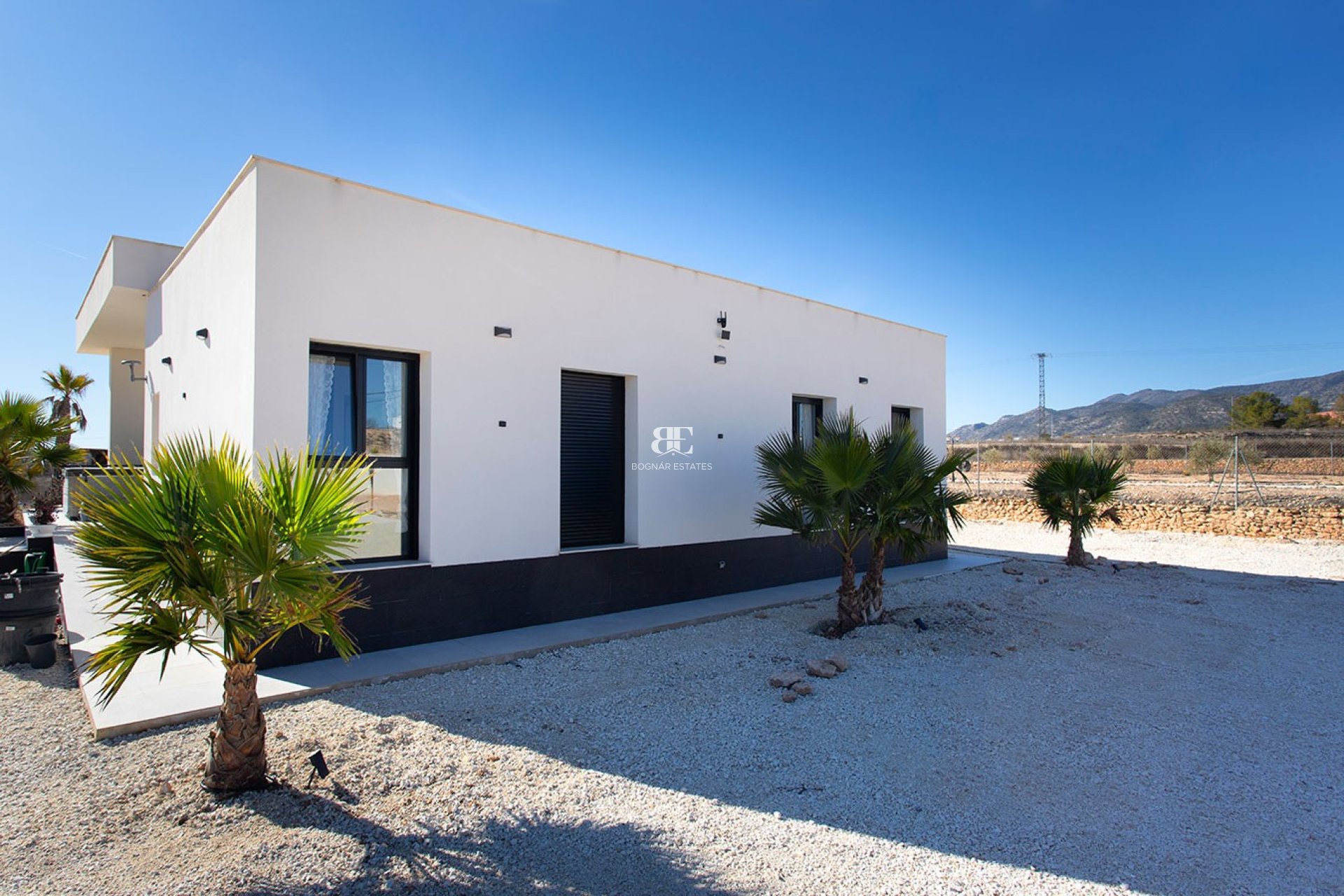 Resale - Country House -
Pinoso - Campo