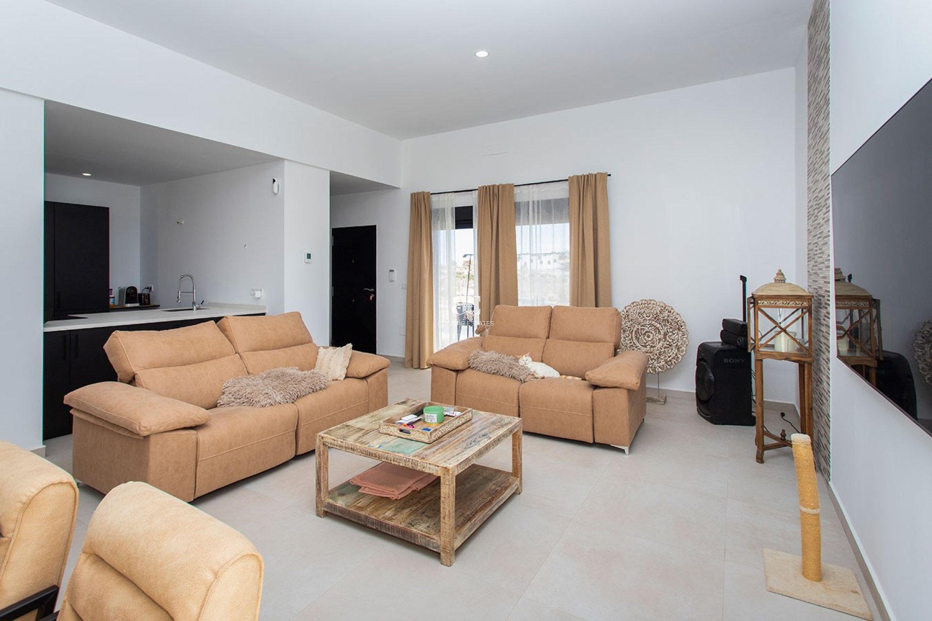 Resale - Country House -
Pinoso - Campo