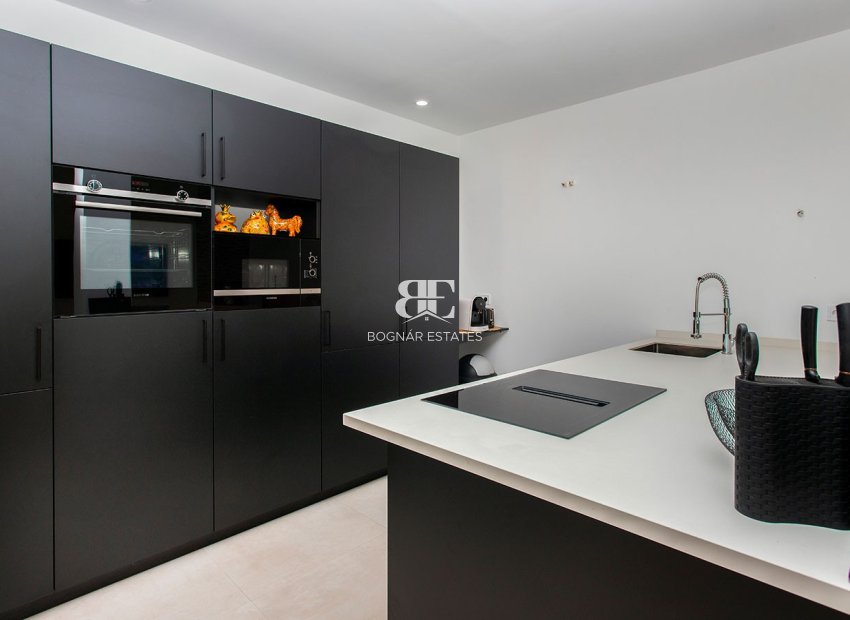 Resale - Country House -
Pinoso - Campo