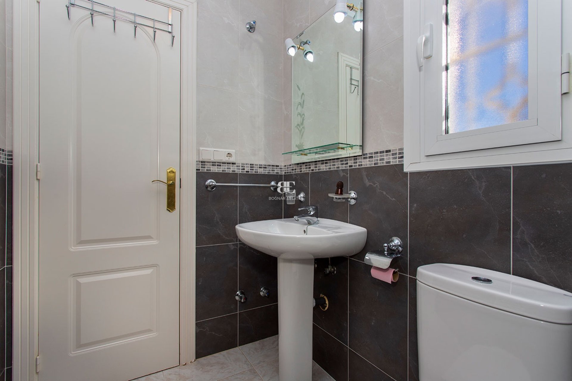 Resale - Country House -
Rojales - Pueblo