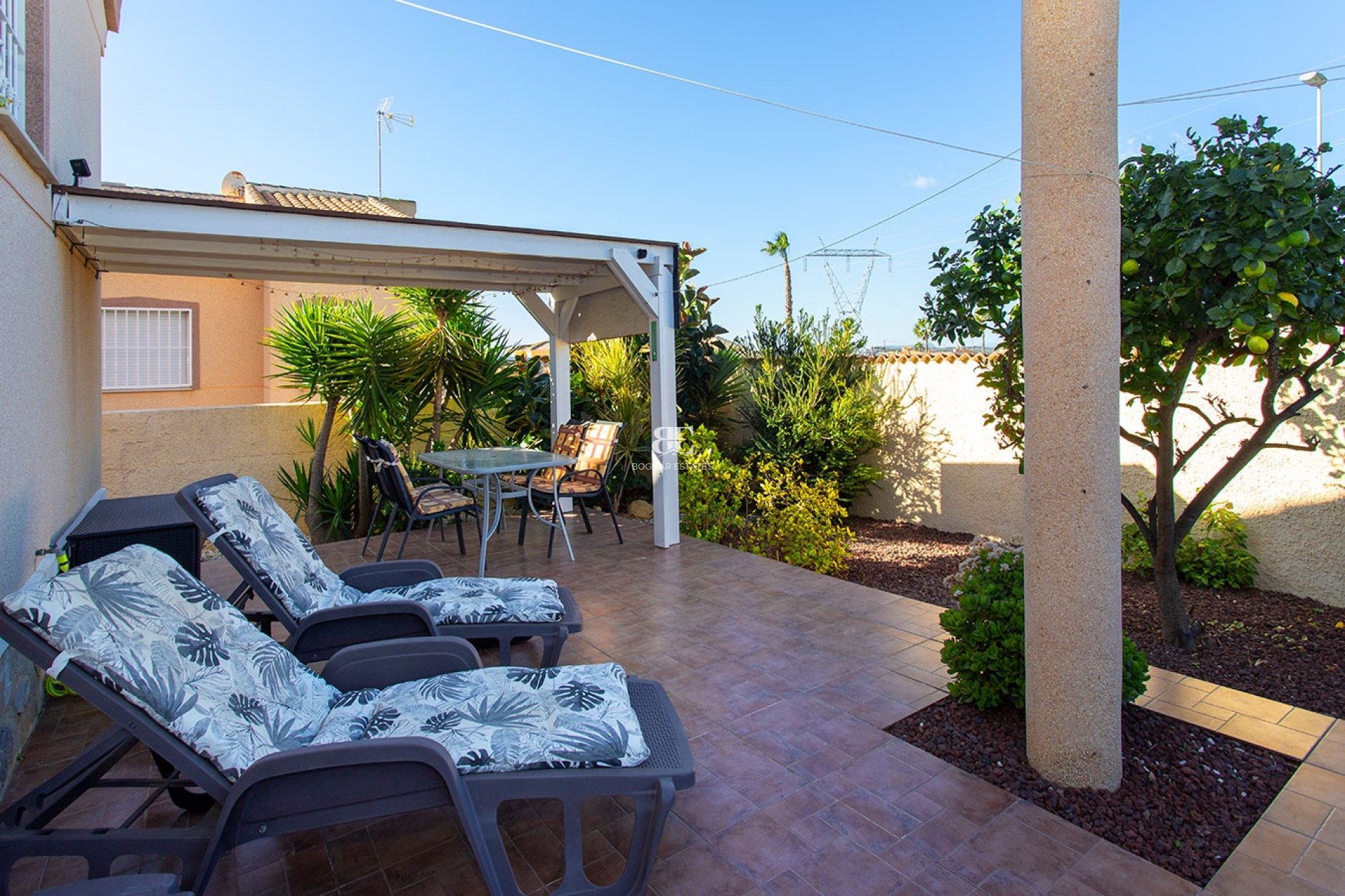 Resale - Country House -
Rojales - Pueblo