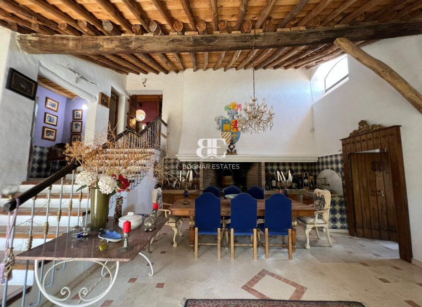 Resale - Country House -
Ronda