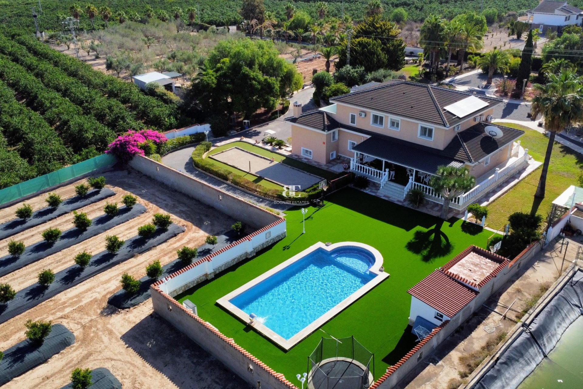 Resale - Country House -
San Miguel de Salinas