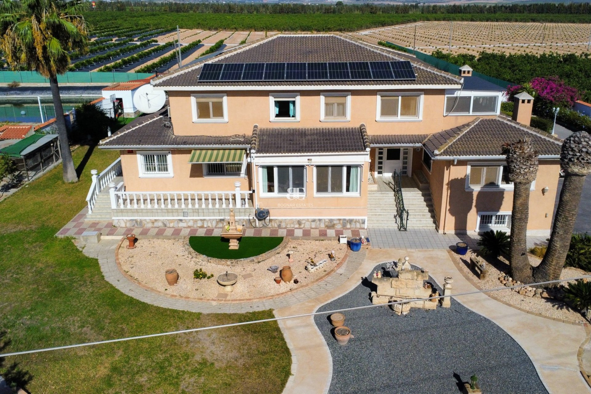Resale - Country House -
San Miguel de Salinas