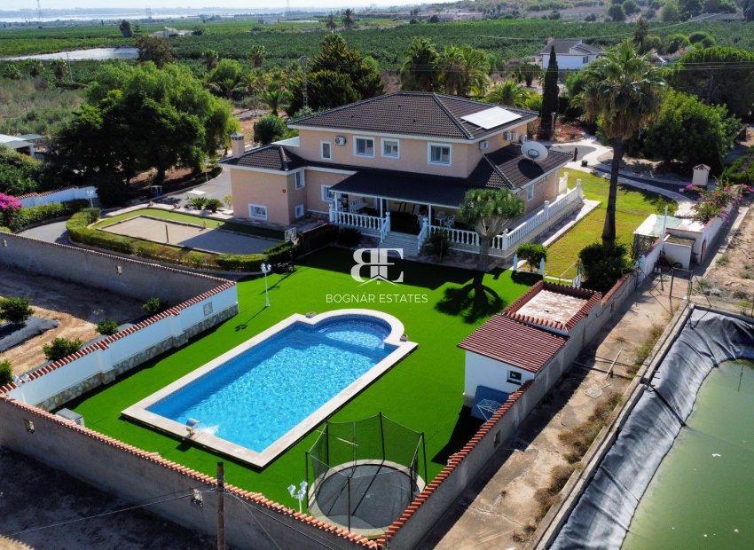 Resale - Country House -
San Miguel de Salinas