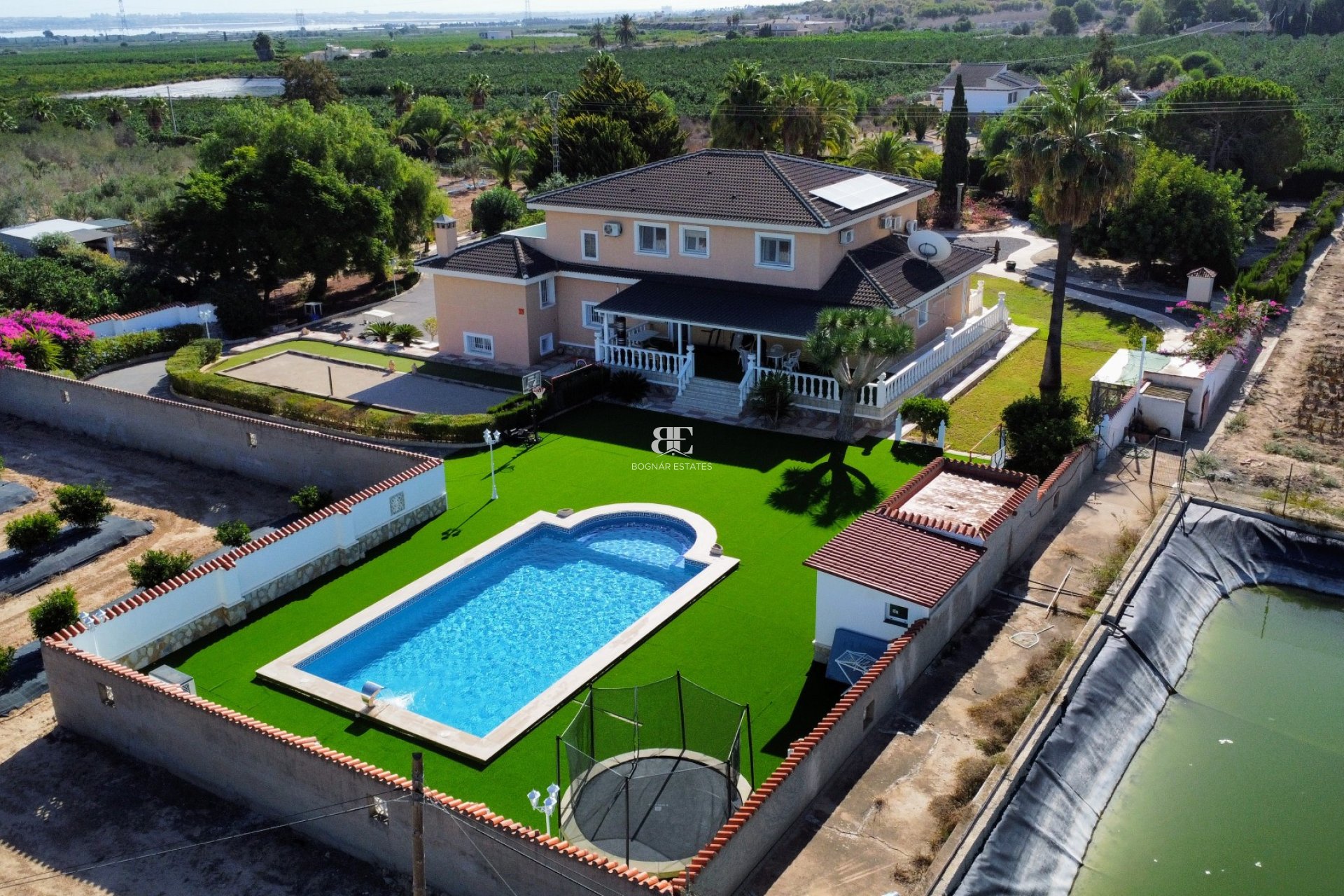 Resale - Country House -
San Miguel de Salinas