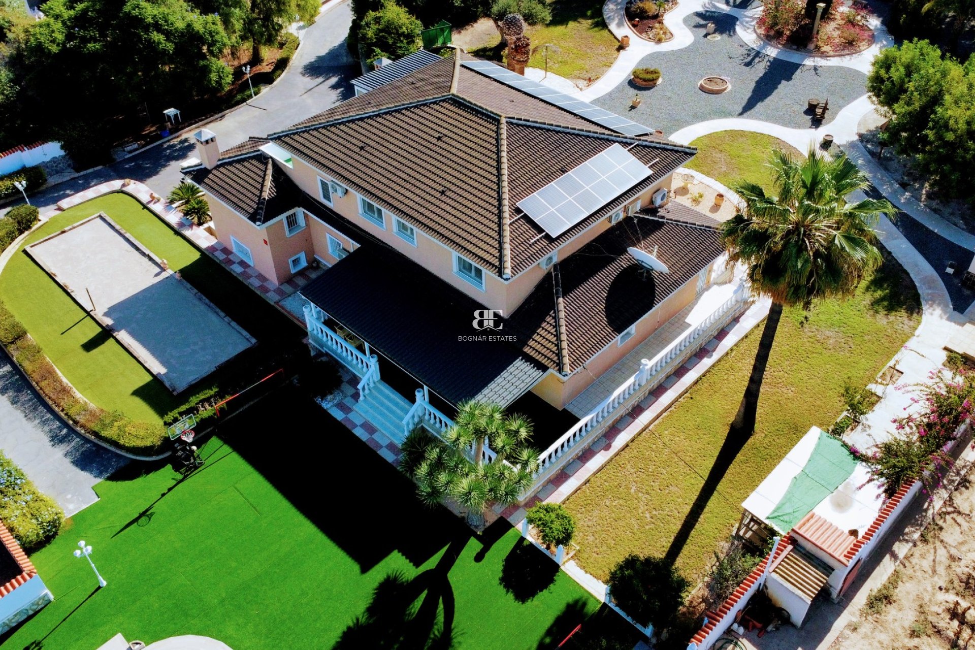 Resale - Country House -
San Miguel de Salinas