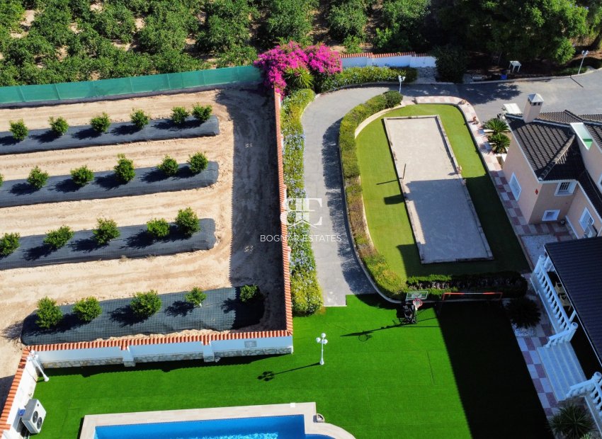 Resale - Country House -
San Miguel de Salinas