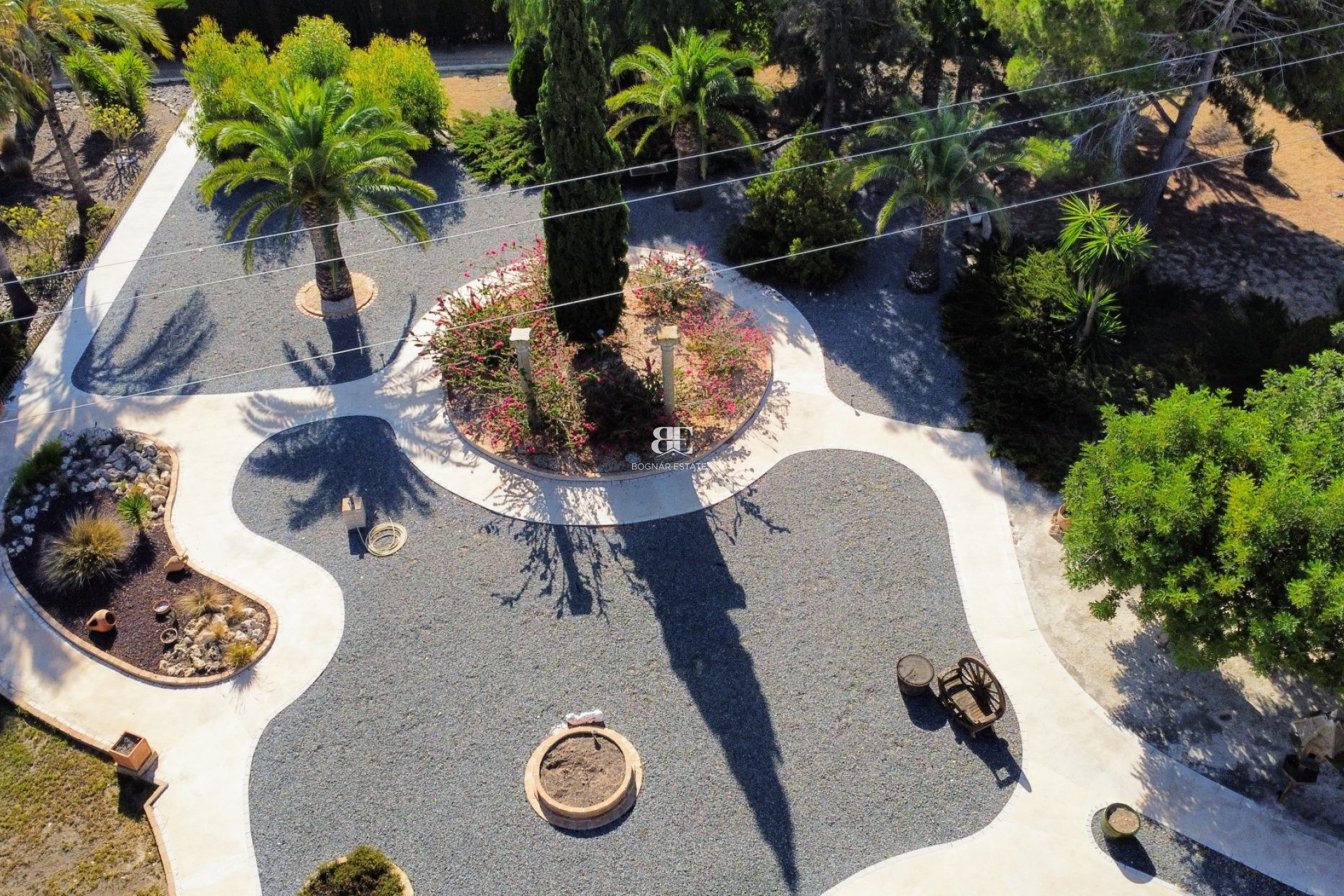 Resale - Country House -
San Miguel de Salinas