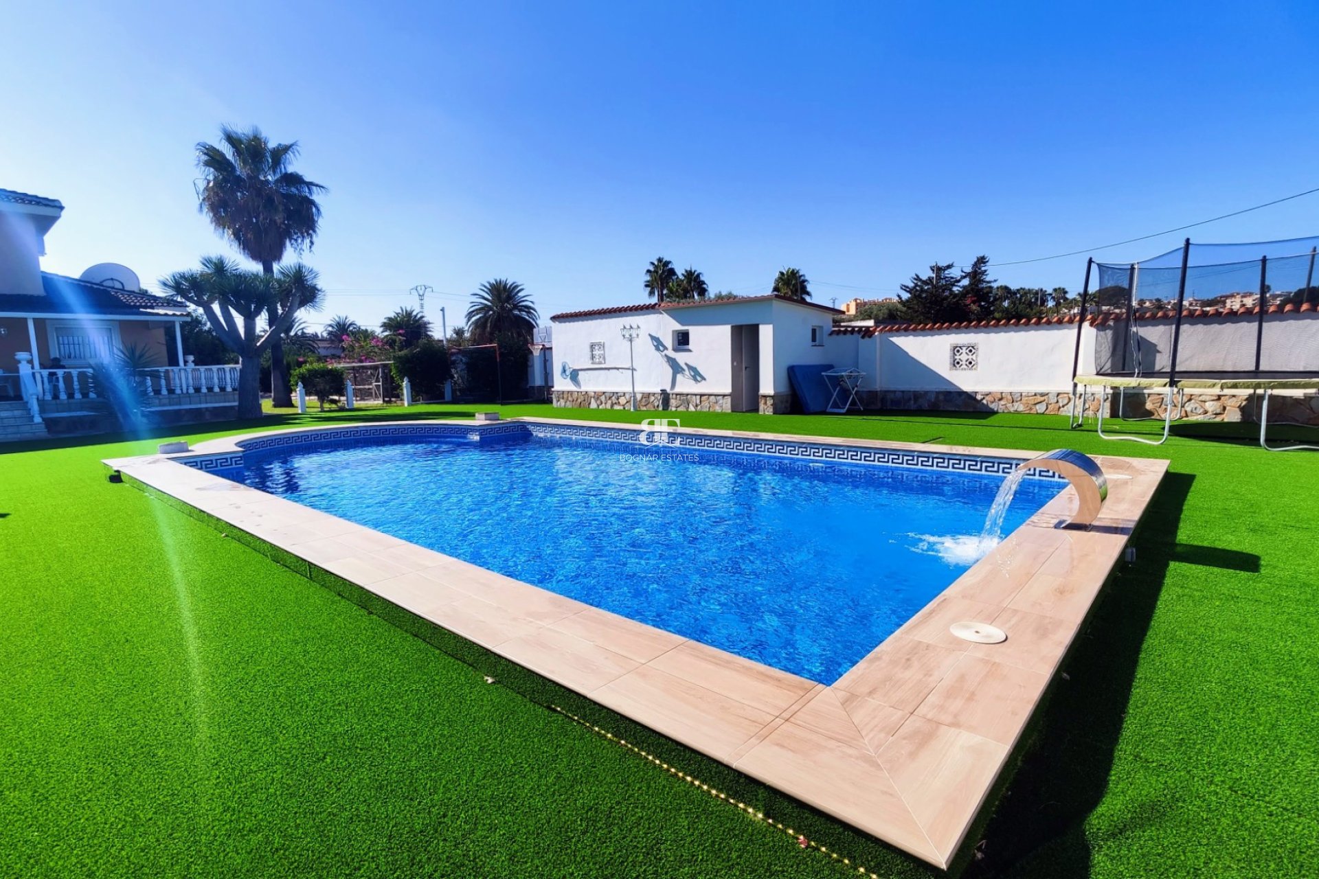 Resale - Country House -
San Miguel de Salinas