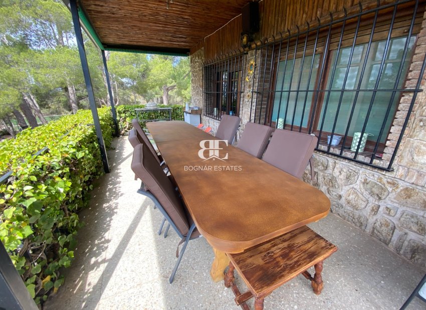 Resale - Country House -
Sax