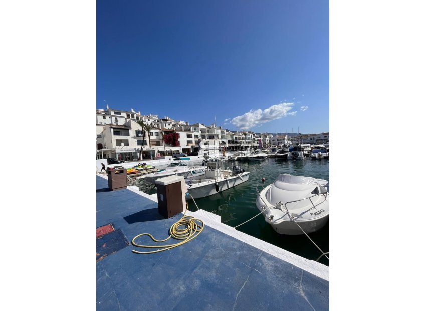 Resale - Garage -
Marbella - Puerto Banús