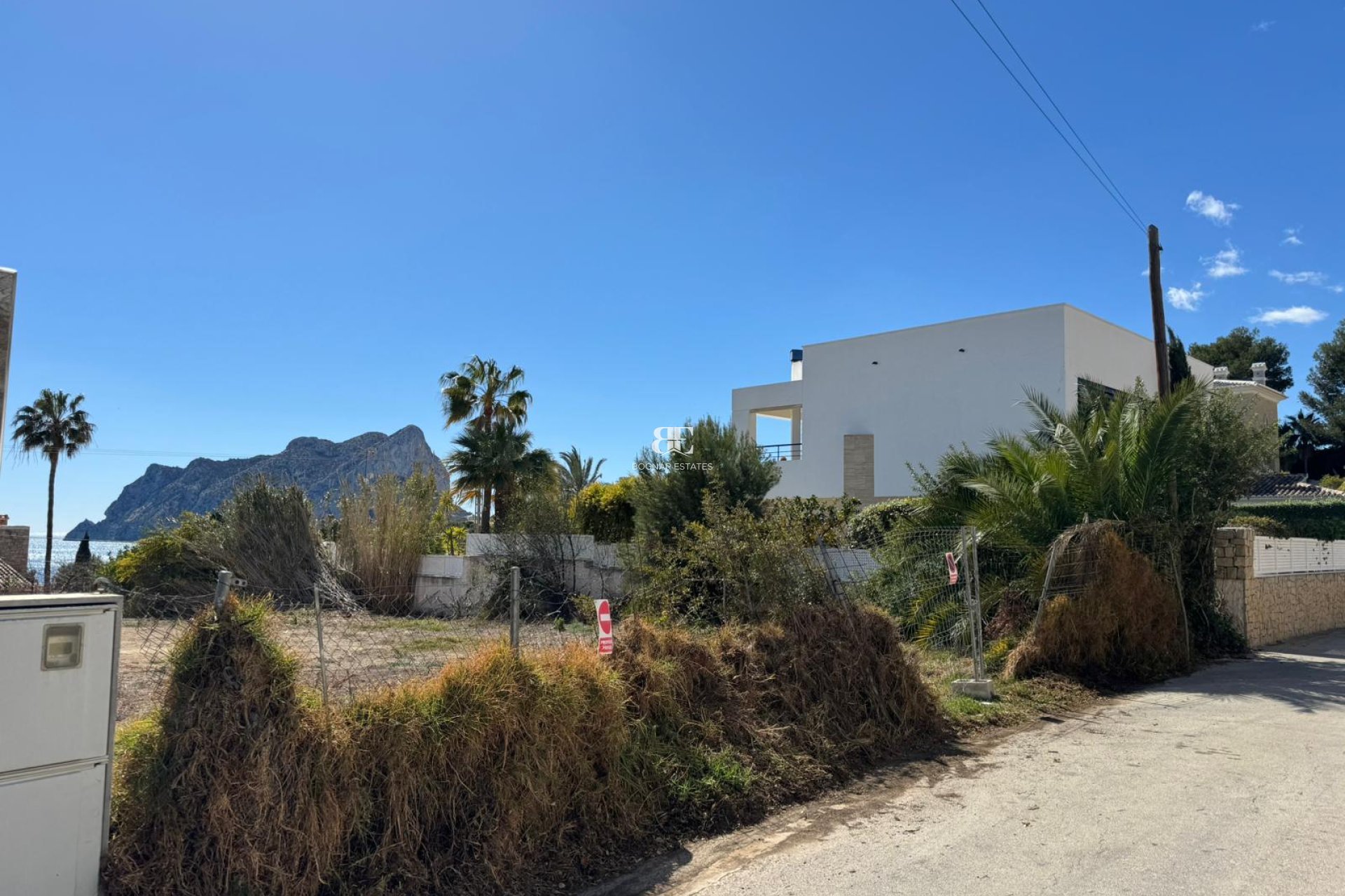 Resale - Land -
Calpe - Basetes
