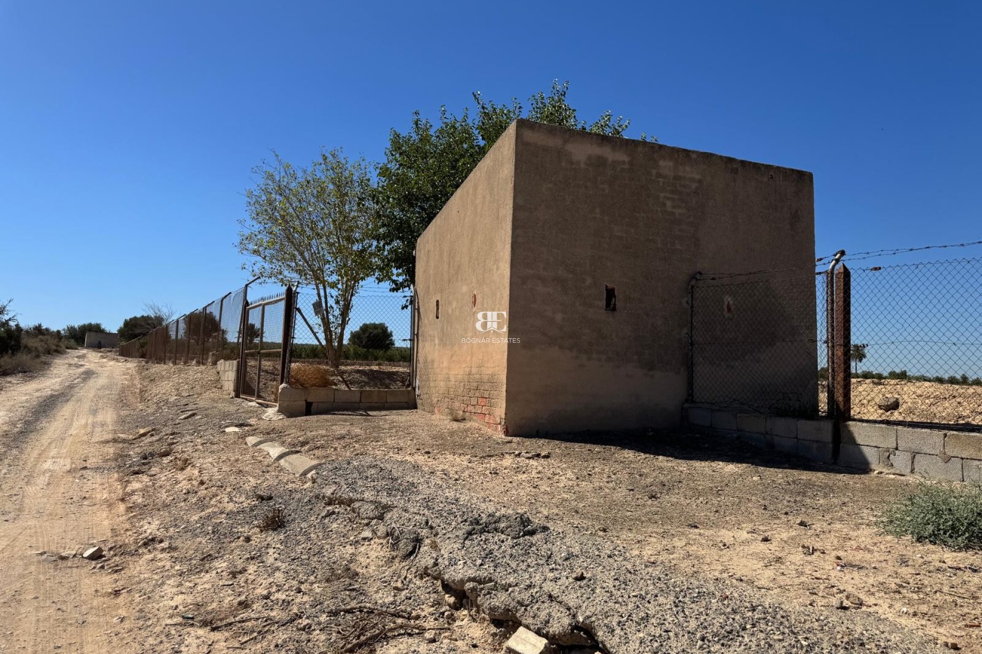 Resale - Land -
Elche - La Marina