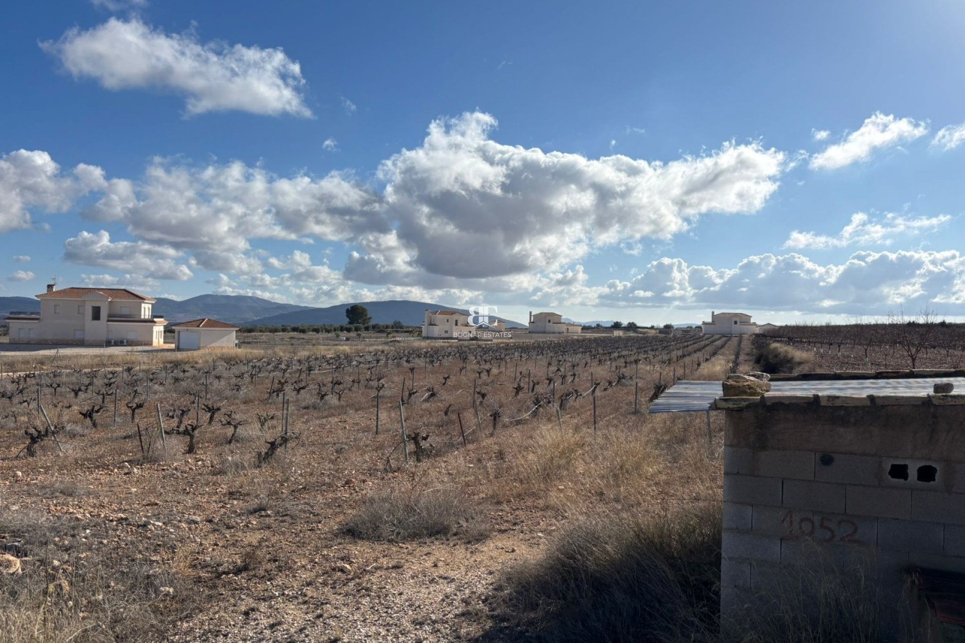 Resale - Land -
Pinoso - el Pinós / Pinoso
