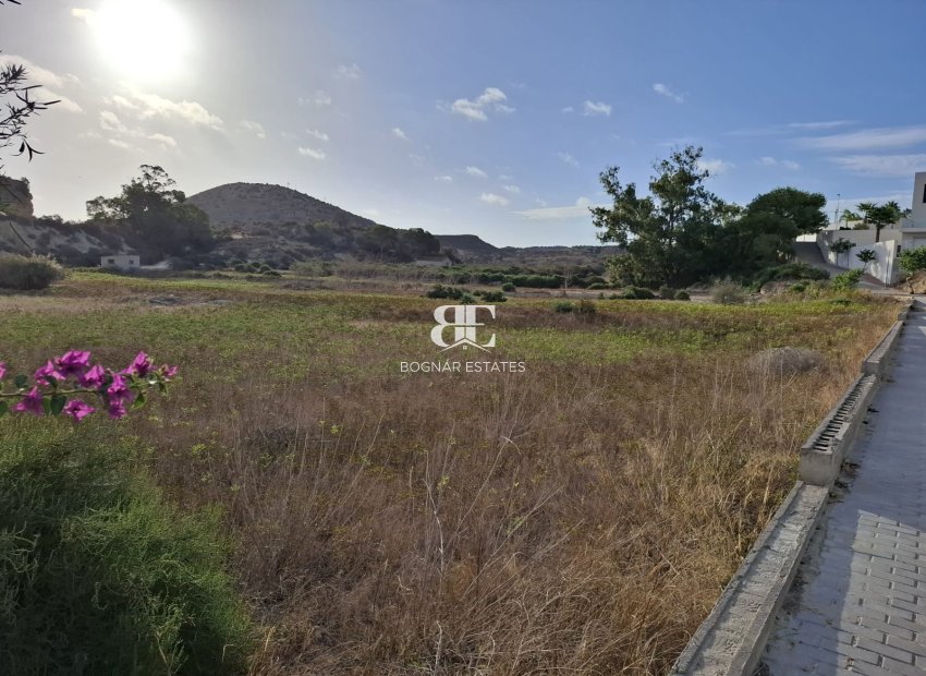 Resale - Land -
Rojales - Ciudad Quesada