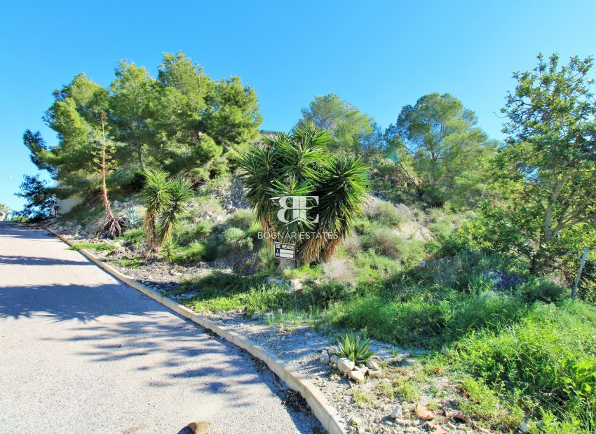 Resale - Land -
San Miguel de Salinas