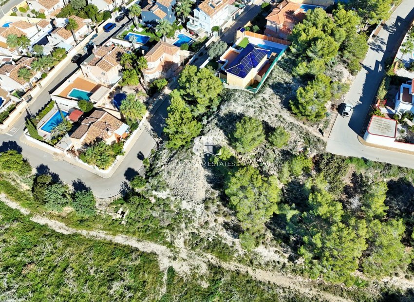 Resale - Land -
San Miguel de Salinas