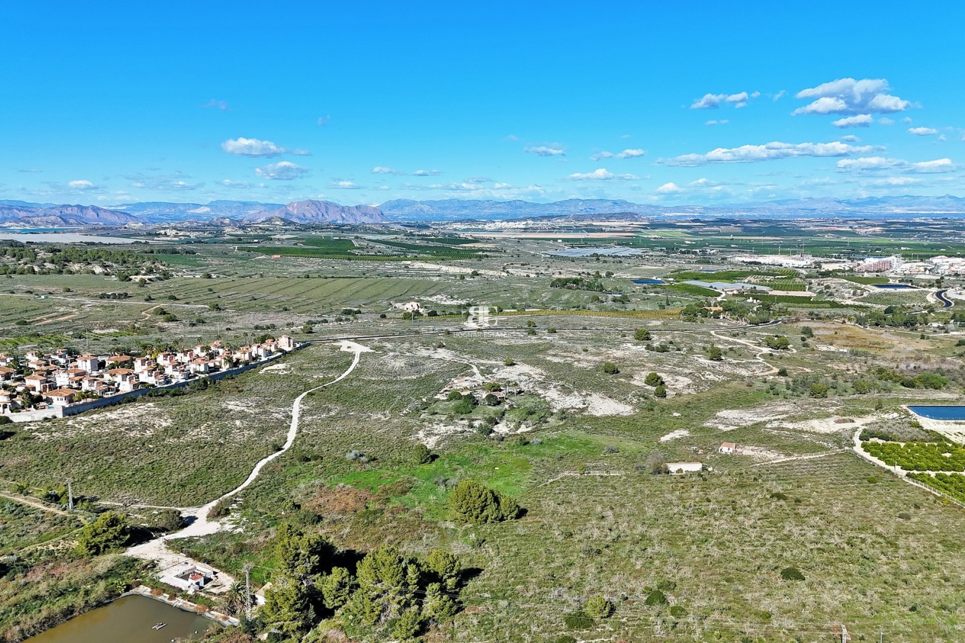Resale - Land -
San Miguel de Salinas