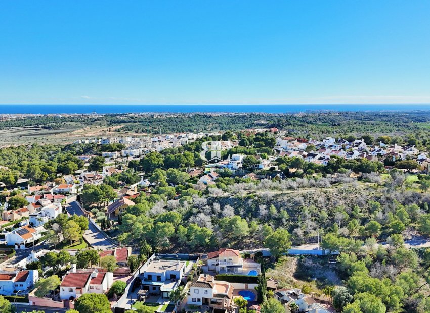 Resale - Land -
San Miguel de Salinas