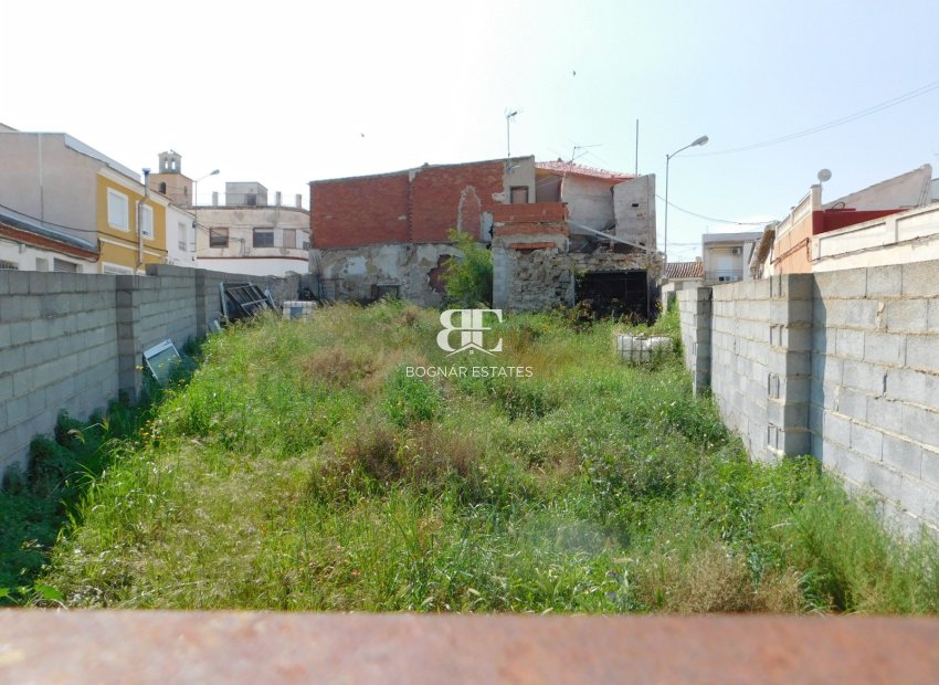 Resale - Land -
Torremendo