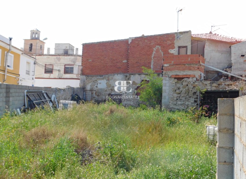 Resale - Land -
Torremendo