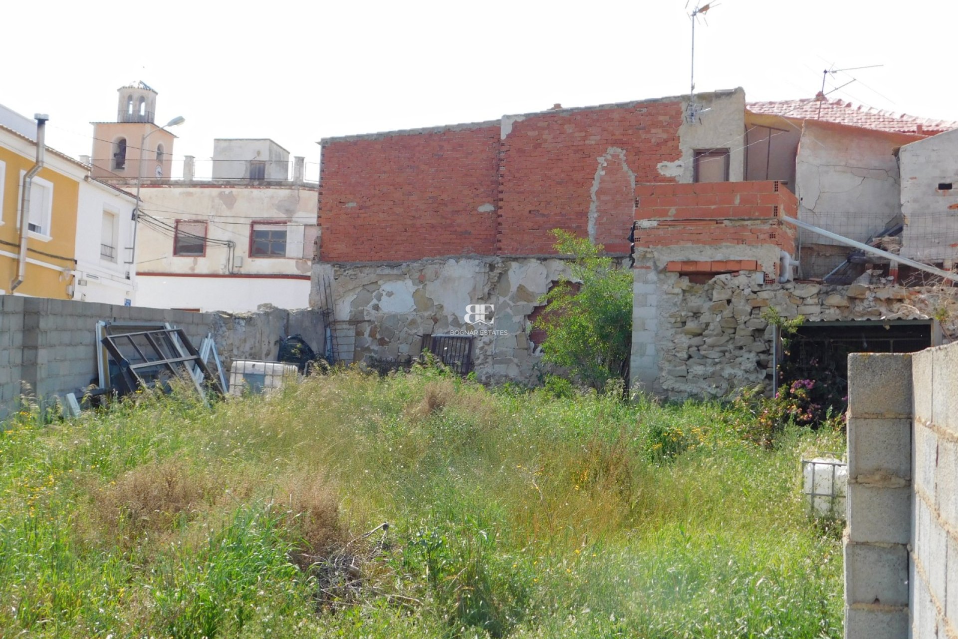 Resale - Land -
Torremendo