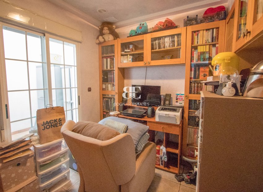 Resale - Townhouse -
Albatera