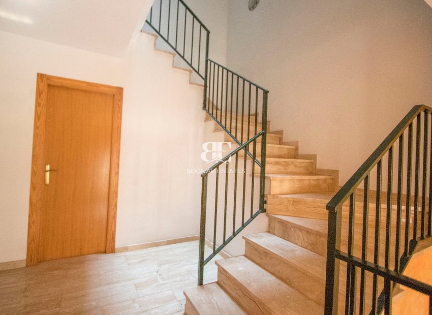 Resale - Townhouse -
Albatera