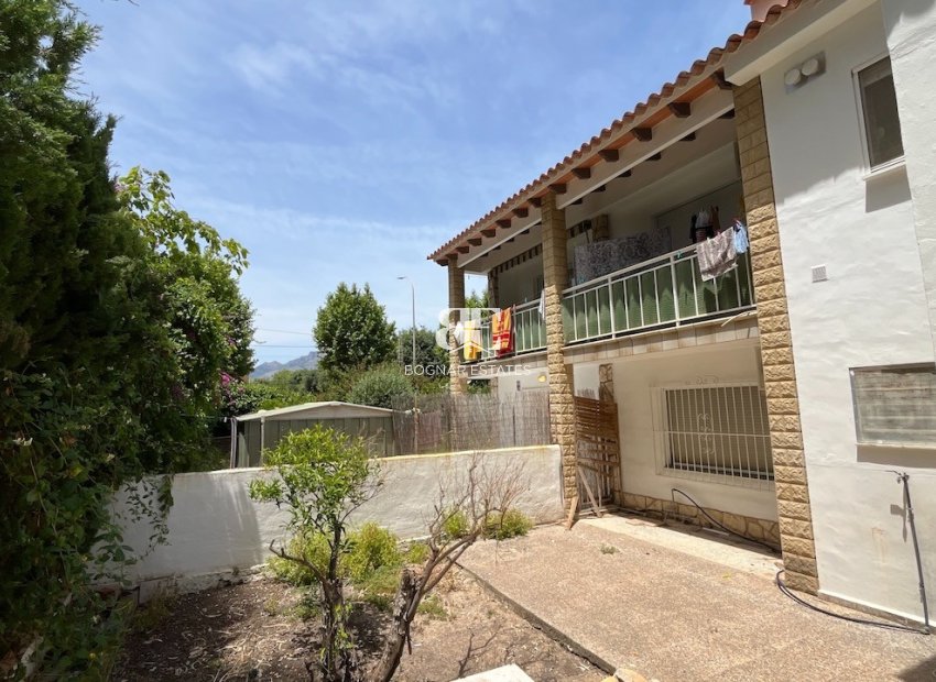 Resale - Townhouse -
Albir