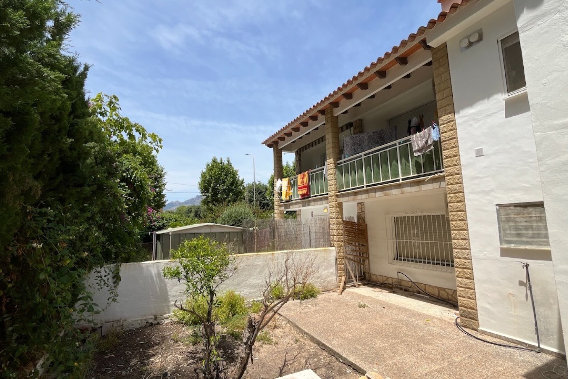 Resale - Townhouse -
Albir