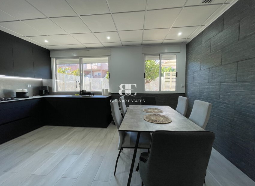 Resale - Townhouse -
Algorfa - La finca Golf