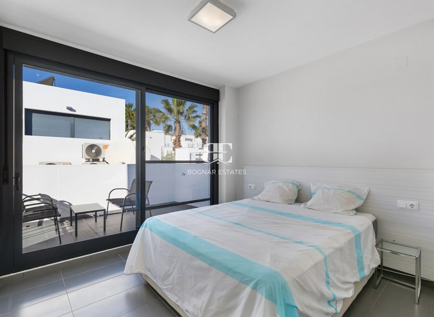 Resale - Townhouse -
Algorfa - La finca Golf